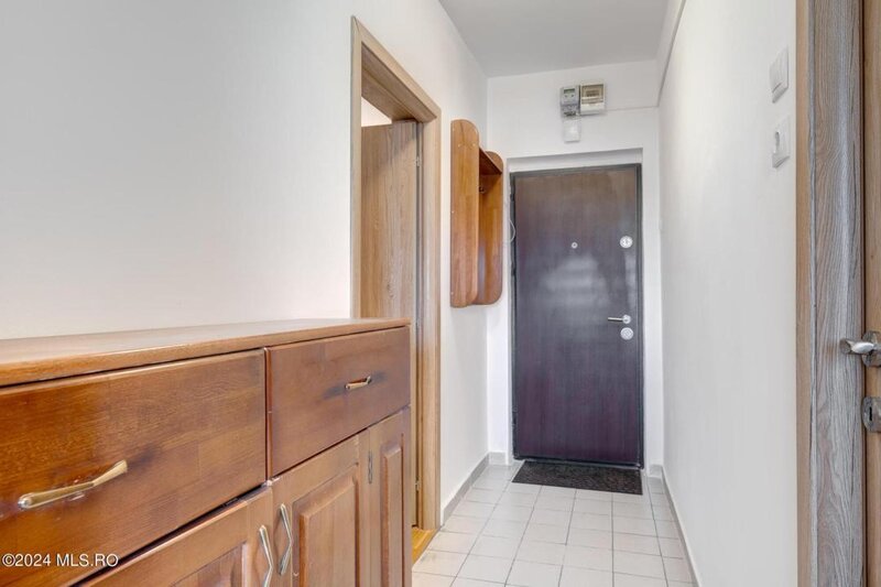 Titan Apartament 2 camere, de inchiriat la doar 240m de statia de metrou 1 Decembrie
