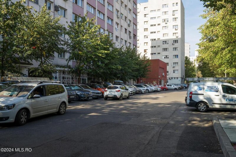 Titan Apartament 2 camere, de inchiriat la doar 240m de statia de metrou 1 Decembrie